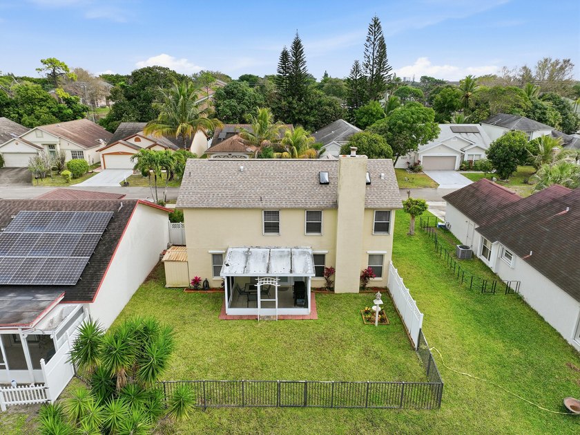 Beautifully updated throughout and move in ready! Open &amp; - photo 29
