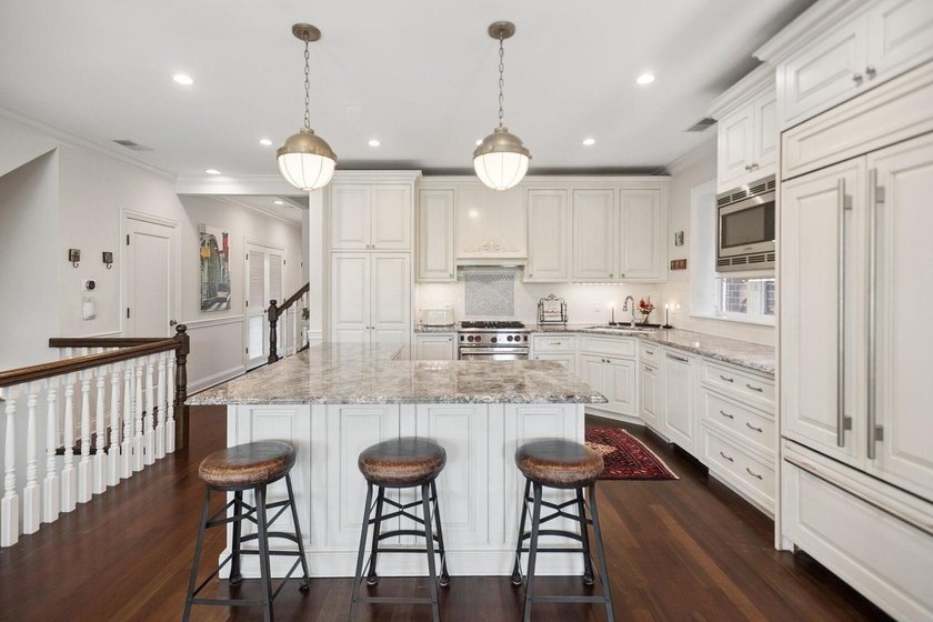Set on a rare extra-wide 30' lot in one of Lincoln Park's most - photo 8