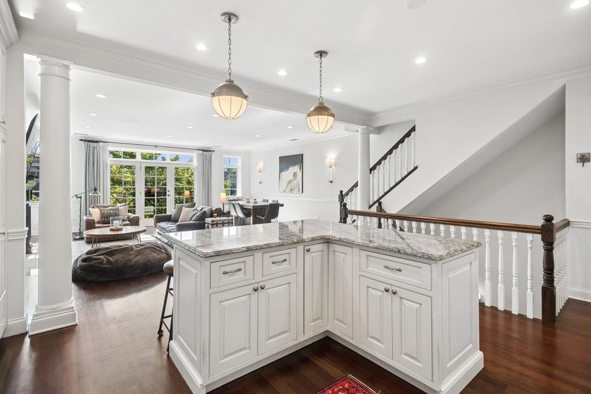 Set on a rare extra-wide 30' lot in one of Lincoln Park's most - photo 10