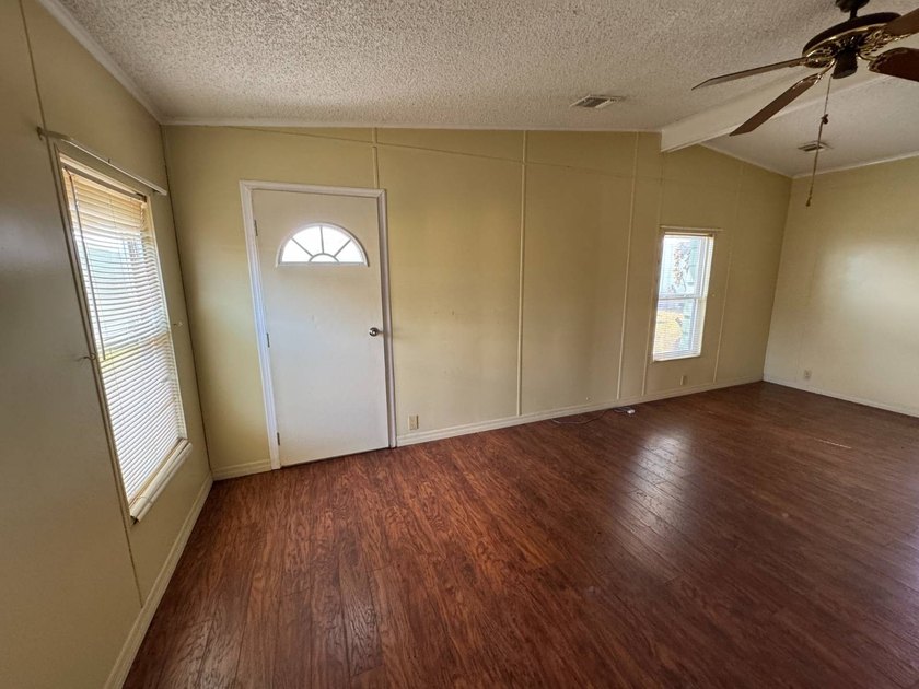 Don't miss this immaculate 2BR/2BA, 1248 sq. ft. home in the - photo 22