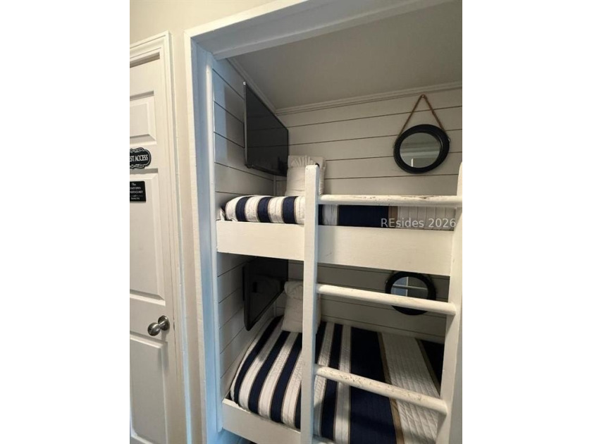 Great view and NO upgrades needed! So lovely and ready to enjoy - photo 10