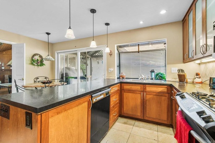 6755 PARKSIDE AVE - photo 9