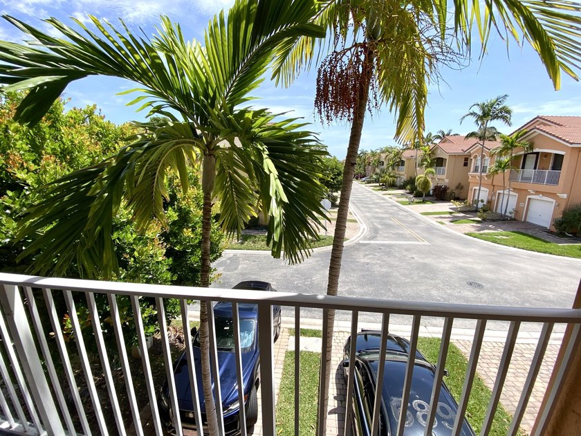 Ready for a New Owner! This beautifully updated home features a - photo 13