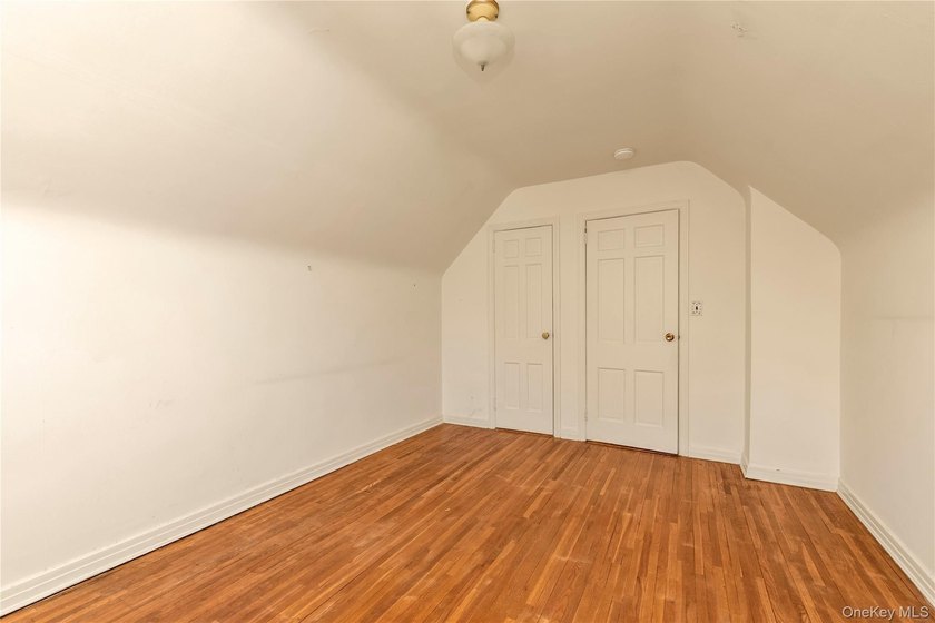 ** Welcome Home! ** Don't miss this great opportunity to make - photo 15