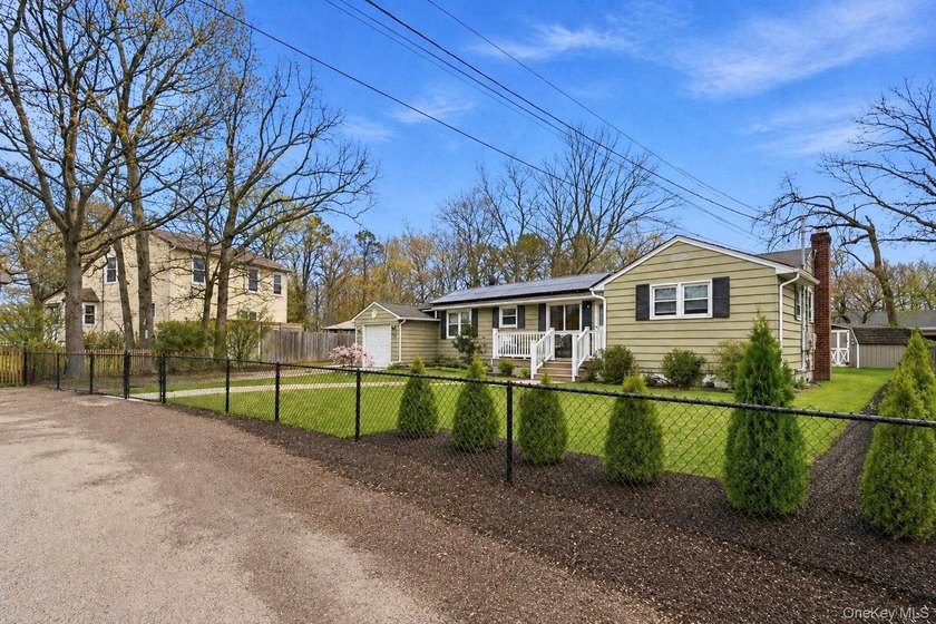 Welcome to this well maintained ranch style home located at 162 - photo 26