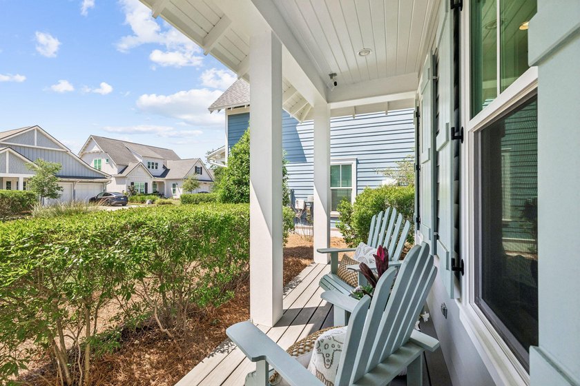 Located in WaterSound Origins, this Ficus plan built by Huff - photo 5