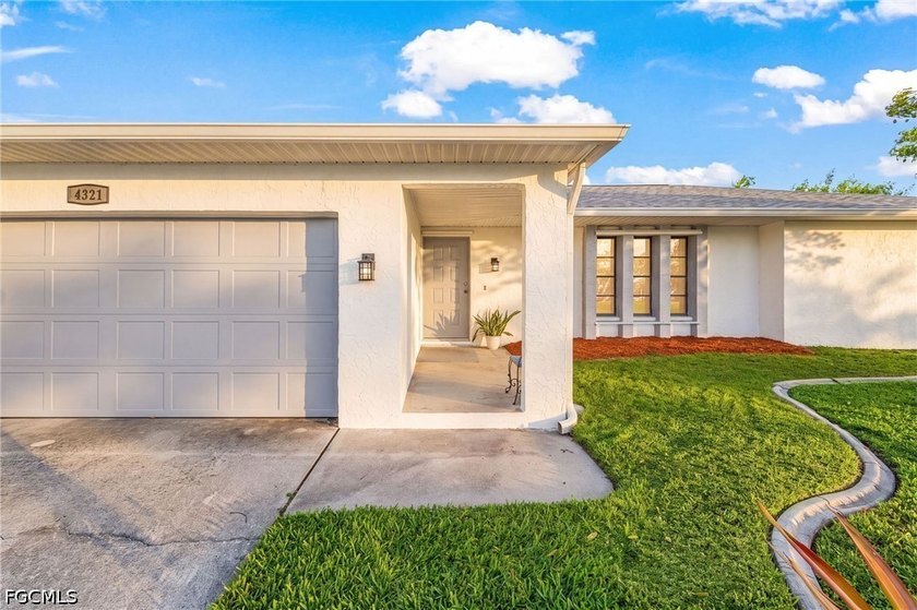 SW Cape Charmer at an Outstanding Price! NO FLOODING, NO HOA - photo 27
