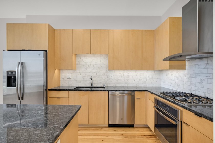 This beautifully refreshed home is filled with natural light - photo 12