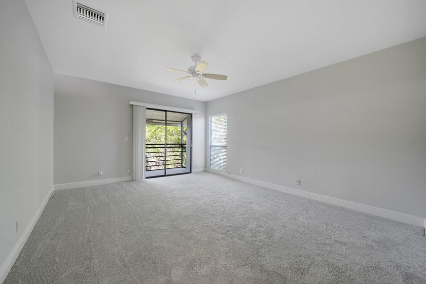 A rare opportunity to own this prime East Boca duplex. Brand new - photo 7