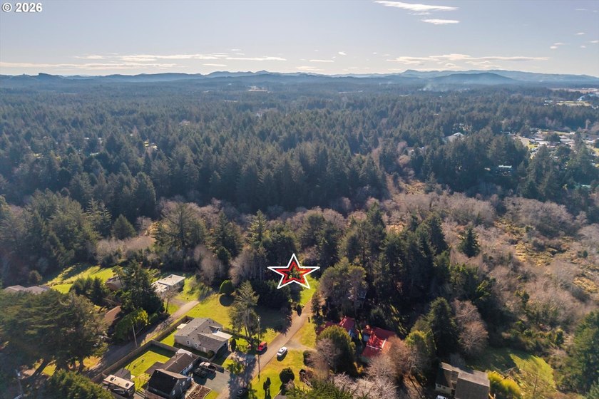 GORGEOUS HUGE .34 ACRE PARK LIKE BANDON BUILDING LOT AVAILABLE! - photo 21