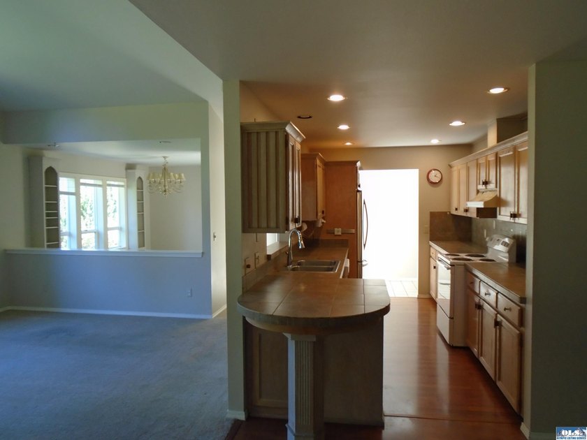 Don't miss this exceptional opportunity to own this charming - photo 28
