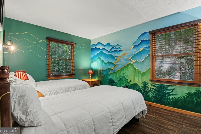 Wake each morning to the refreshing mountain air and peaceful - photo 10
