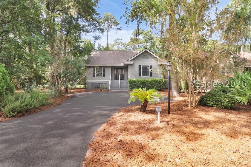 Discover this turn-key, updated 3BR/3BA home in the highly - photo 2