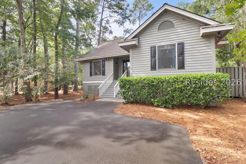 Discover this turn-key, updated 3BR/3BA home in the highly - photo 3