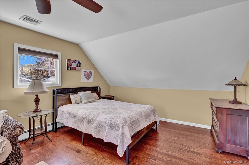 Charming Cape Cod home, meticulously maintained and beautifully - photo 29