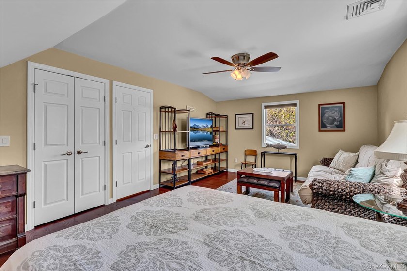 Charming Cape Cod home, meticulously maintained and beautifully - photo 30