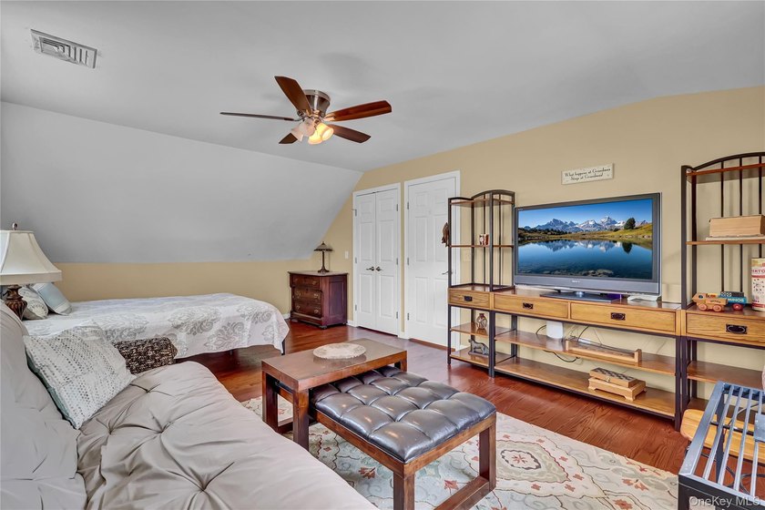 Charming Cape Cod home, meticulously maintained and beautifully - photo 31