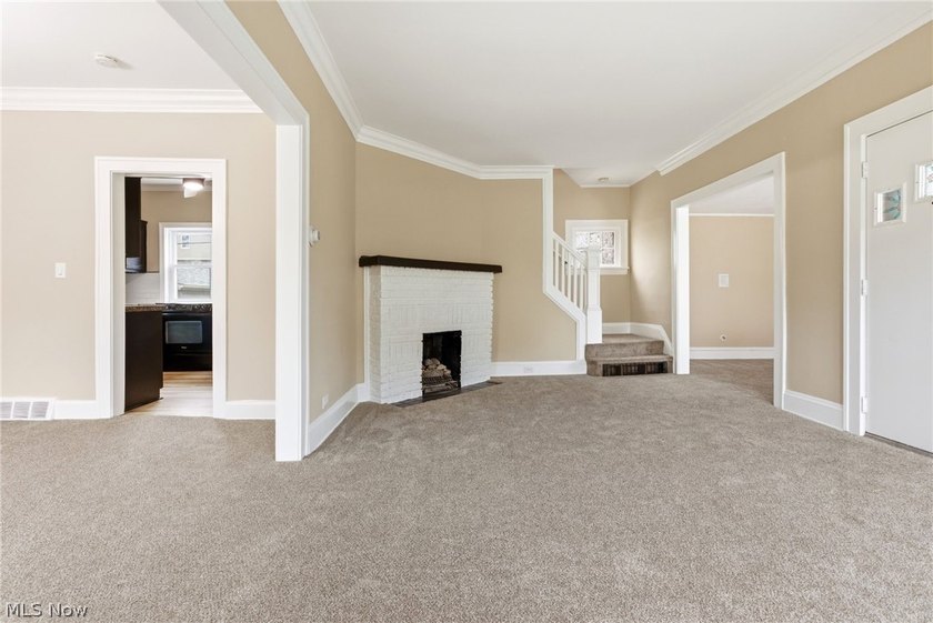 Charming and beautifully updated 3-bedroom, 1 bath Colonial - photo 8