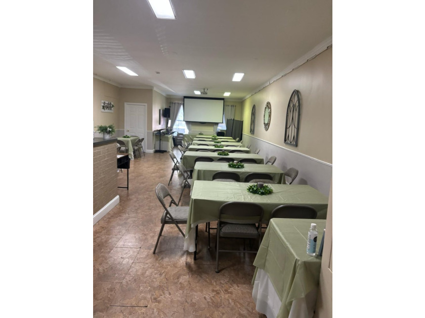 880 E 180th - photo 11