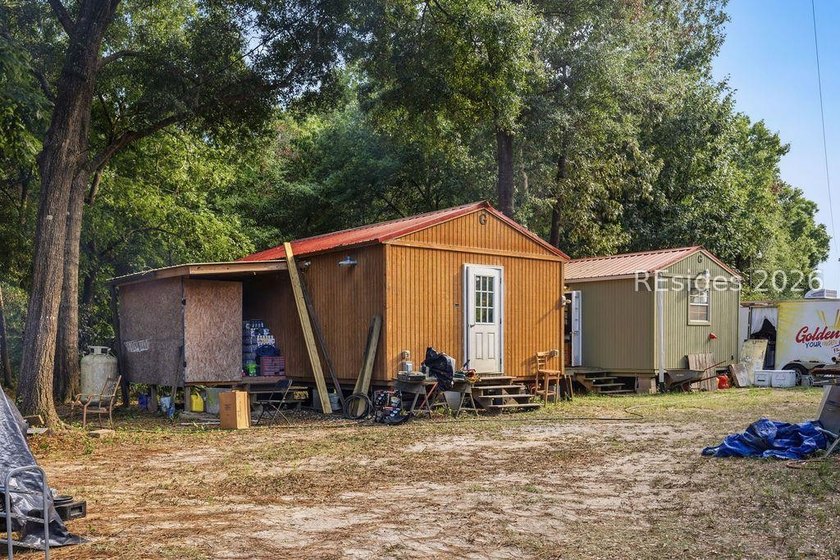 A rare find in Beaufort that won't last long! Beautifully - photo 15