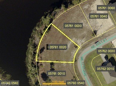 BEAUTIFUL OVERSIZED LOT with Amazing View into Intersection - photo 6