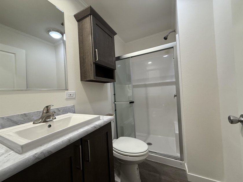 Motivated Sellers! First 3 months Lot Rent $600.00 mo Free - photo 13
