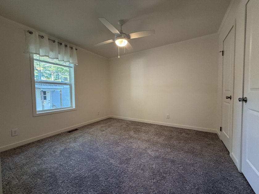 Motivated Sellers! First 3 months Lot Rent $600.00 mo Free - photo 14