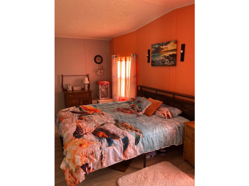 Leased Land Welcomes you to Pine Lakes! This large split-bedroom - photo 31