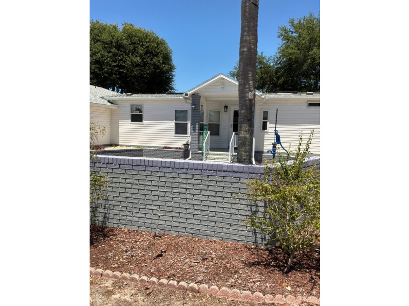 Leased Land Welcomes you to Pine Lakes! This large split-bedroom - photo 36