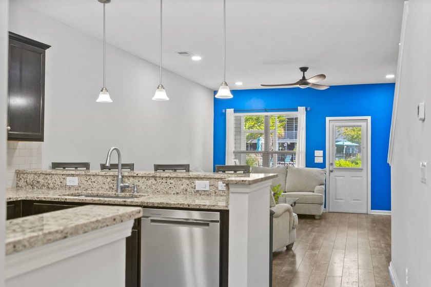 Welcome to 306 Castle Dr, a beautifully maintained 2-bedroom, 2 - photo 11