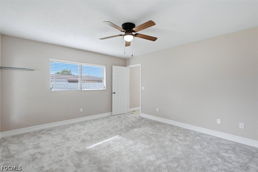 THIS IS A SHOW STOPPER!!! Located on an Oversized Home site - photo 12