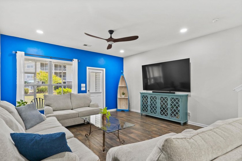 Welcome to 306 Castle Dr, a beautifully maintained 2-bedroom, 2 - photo 13