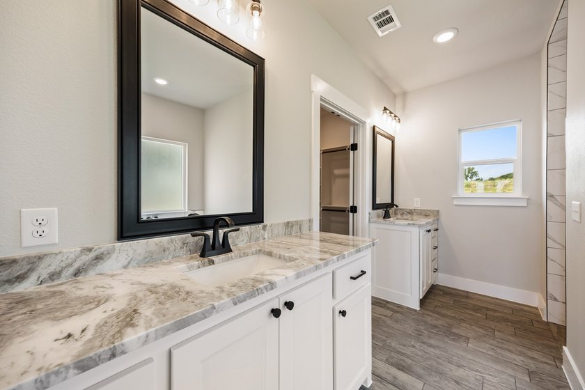 Waterfront living at its finest!! This stunning new construction - photo 20