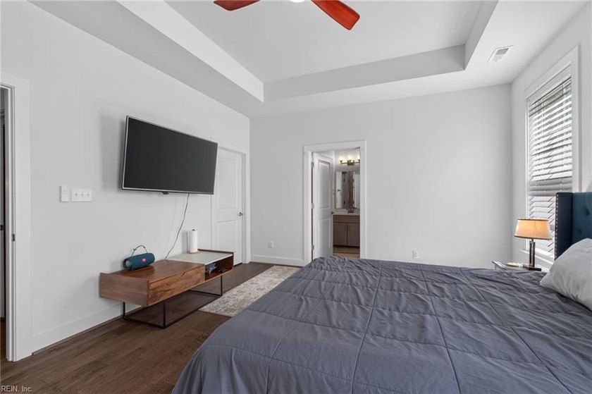 Spectacular home on one of the most desirable lots backed up to - photo 22