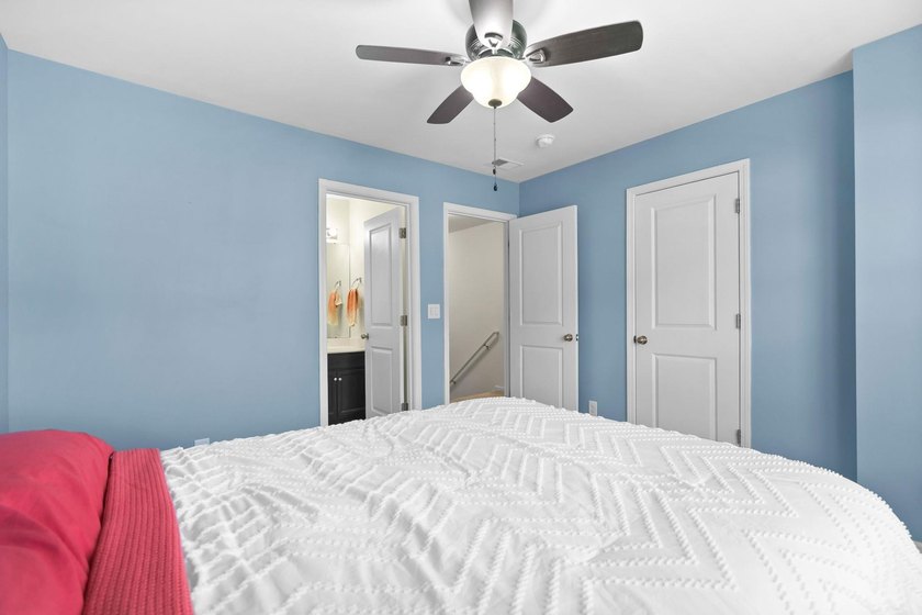 Welcome to 306 Castle Dr, a beautifully maintained 2-bedroom, 2 - photo 32