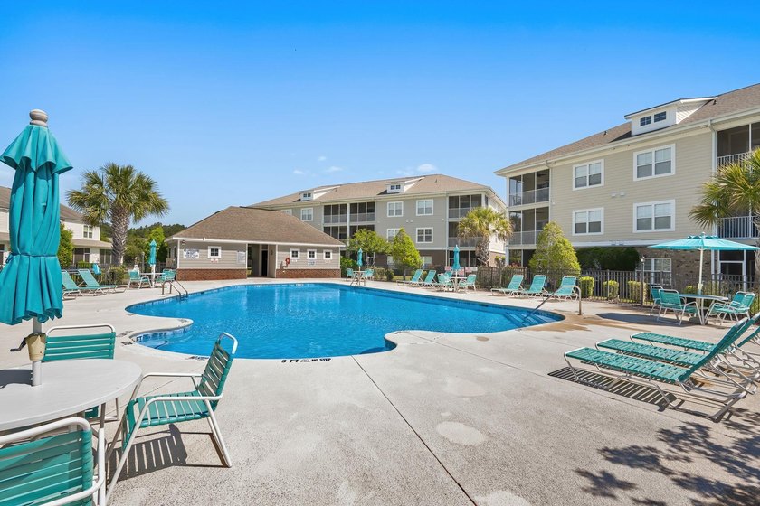 Welcome to 306 Castle Dr, a beautifully maintained 2-bedroom, 2 - photo 46