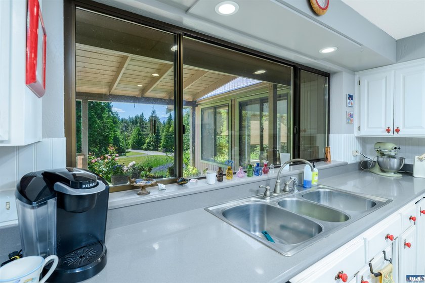 This property is perfect for those with hobbies - from - photo 25