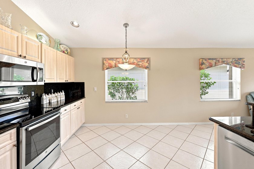 Beautiful lake views from this well-maintained 3-bedroom, 2-bath - photo 15