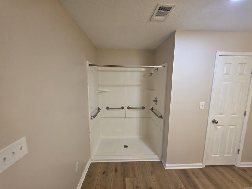 This New listing has been Totally Remodeled. It is three - photo 23