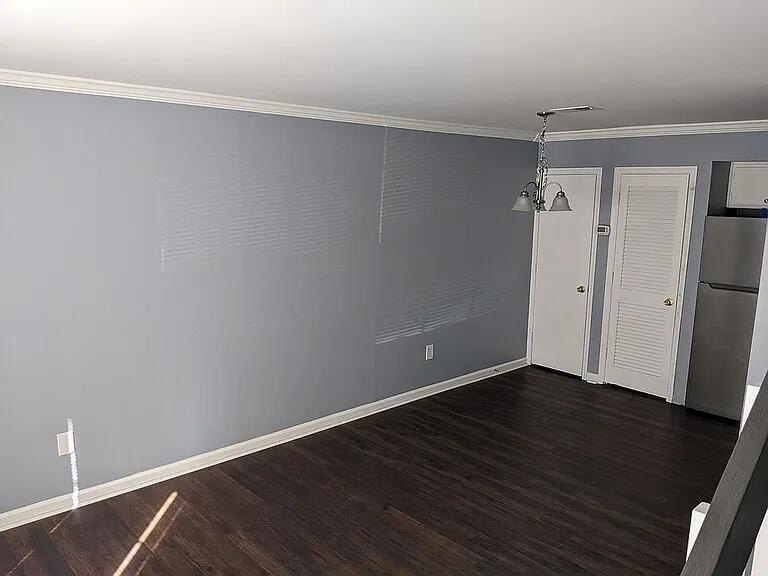 Updated 1BR/1BA Townhome in West AshleyDon't miss this move-in - photo 2