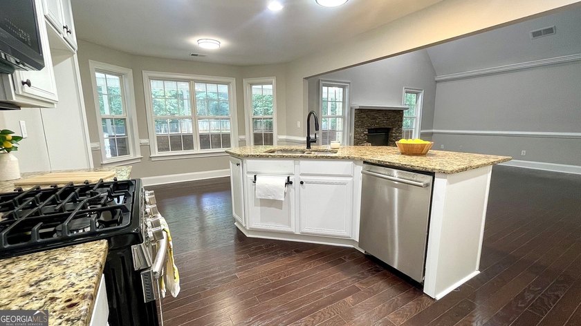 Welcome home to this stately 4-sided brick ranch tucked away on - photo 32