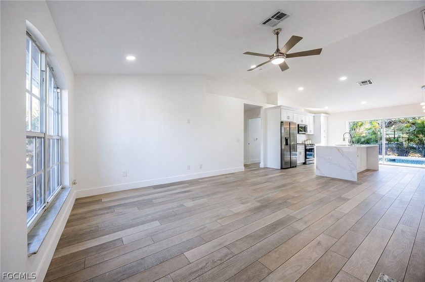 Nestled in NW Cape Coral, this beautifully refreshed 3-bedroom - photo 6