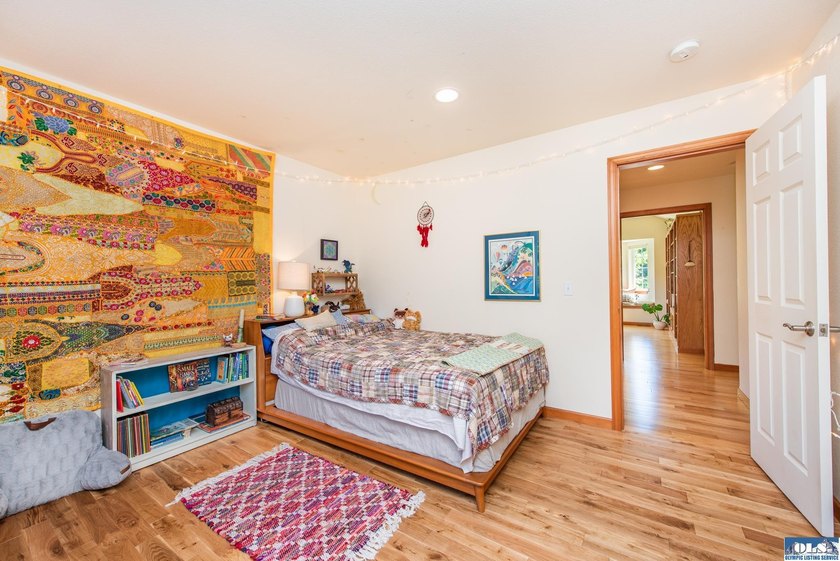 Welcome to a home where craftsmanship, comfort, and Sequim - photo 26