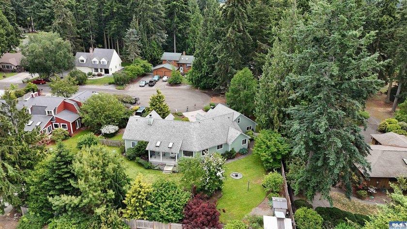 Welcome to a home where craftsmanship, comfort, and Sequim - photo 43