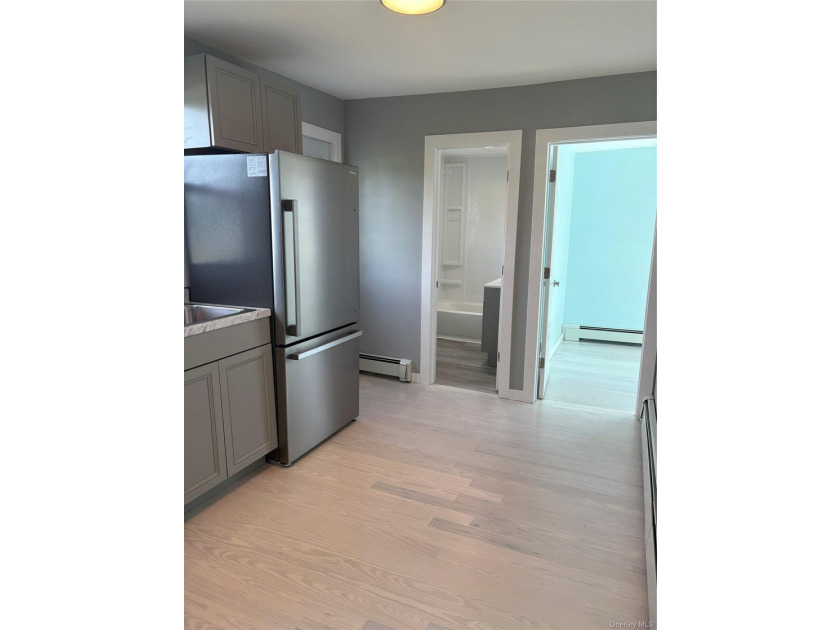 Completely newly renovated two bedroom, one bath Ranch with open - photo 10