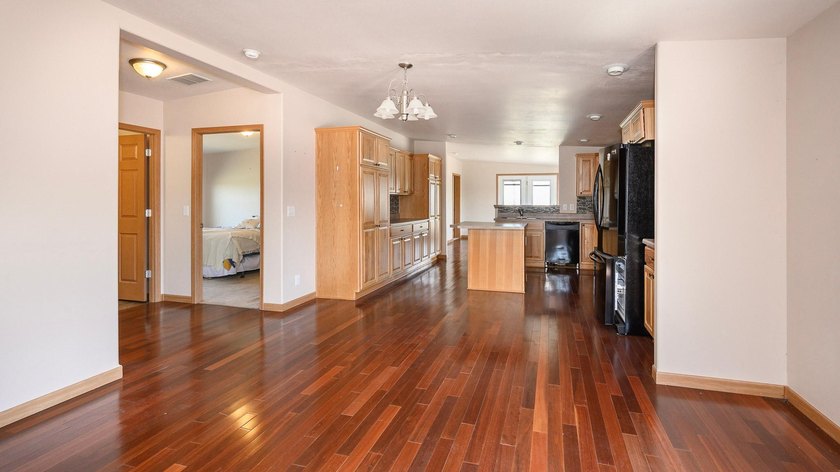 Whether you're searching for a year-round residence or the - photo 5