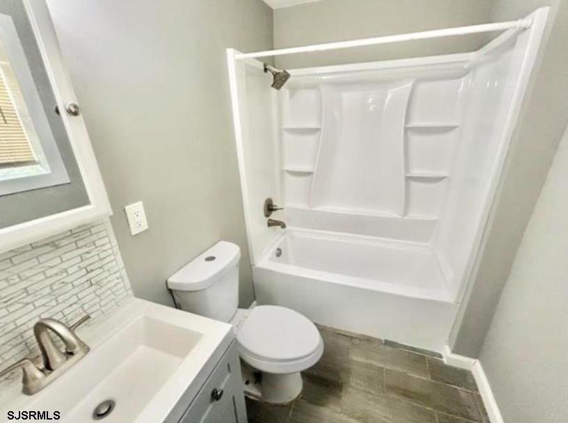 Welcome to Atlantic City! Located downtown this duplex is only 4 - photo 8