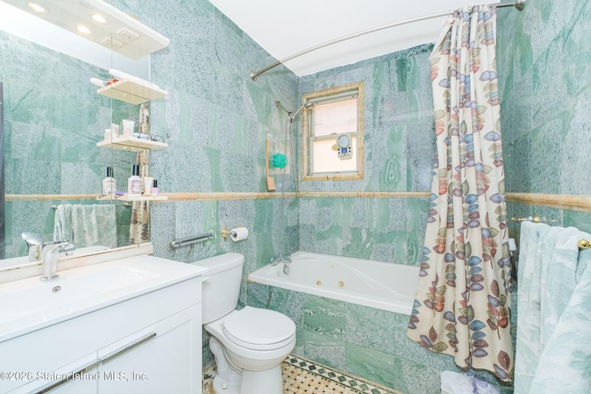 Welcome to this beautiful corner property located in the heart - photo 23