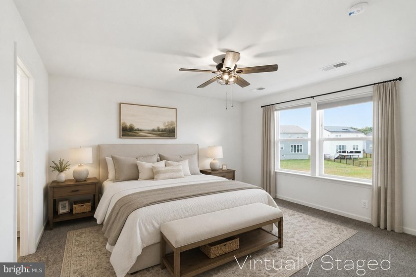 Built in 2022 and meticulously maintained, this Richmond - photo 4