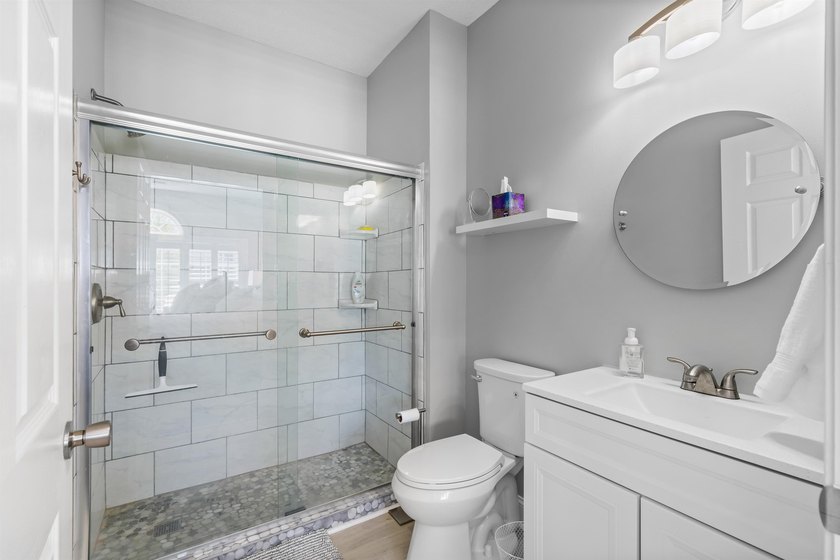 Welcome to luxury living overlooking the picturesque greens of - photo 17